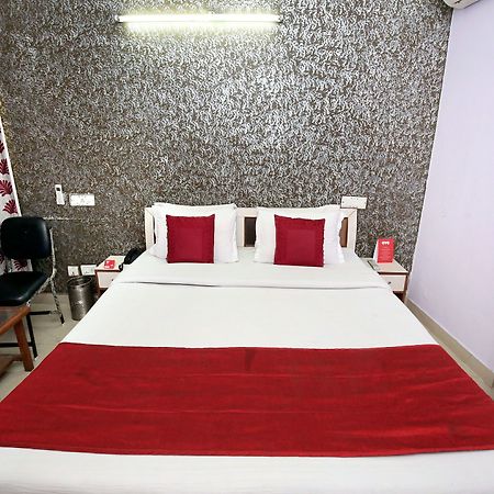 Chandīgarh Oyo 10463 Hotel Paras מראה חיצוני תמונה